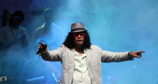 La petici&oacute;n de Sergio Vargas a Alejandro Sanz.